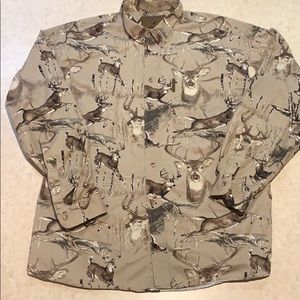 North River Outfitters Whitetail Buck/camo.